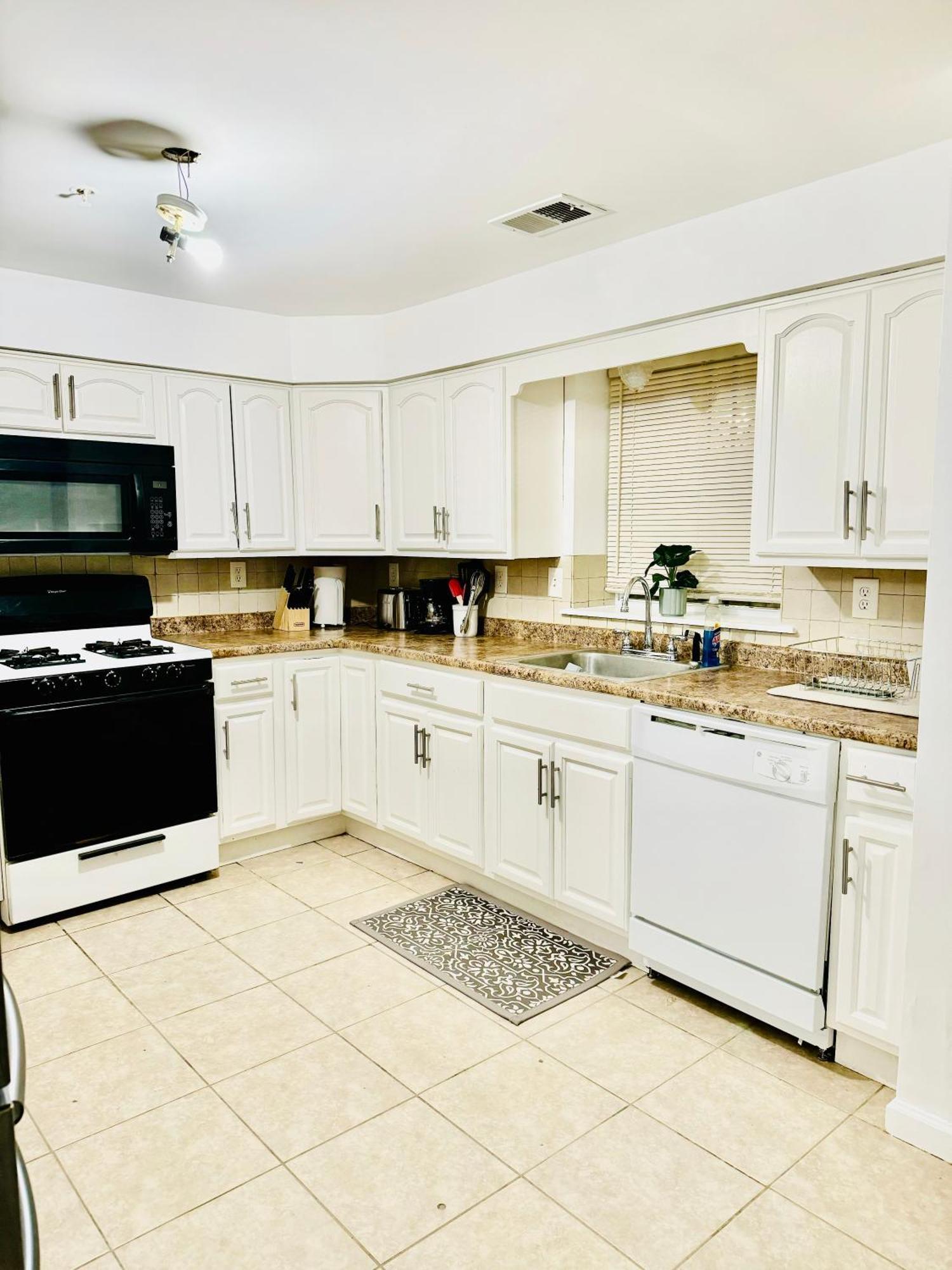 Cozy Evergreen Apartment By Newark Airport Kültér fotó